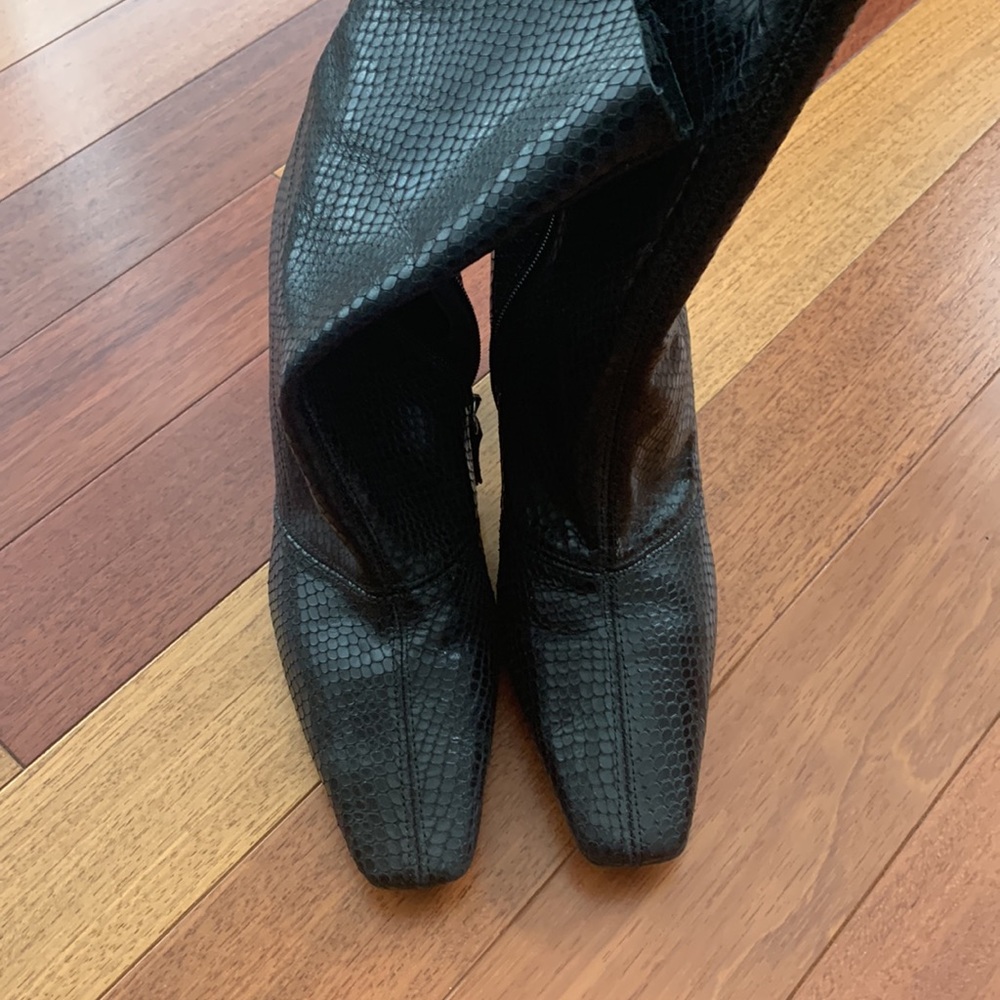 Top shop leather black boots 3” heel, size 40